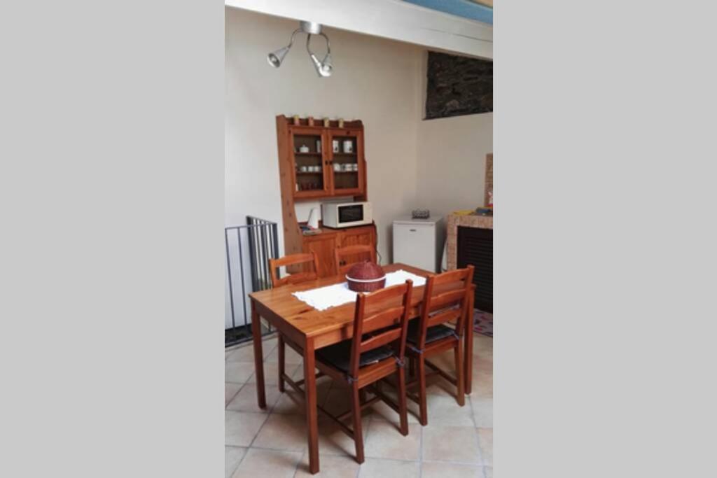Alloggio Per Vacanze A Isolabona Extérieur photo