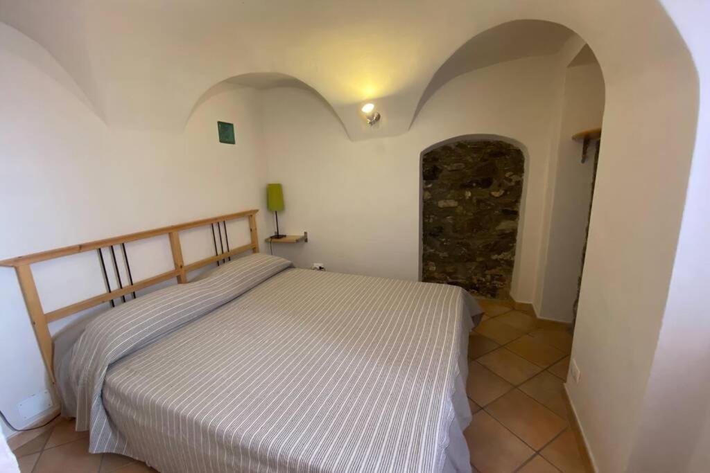 Alloggio Per Vacanze A Isolabona Extérieur photo